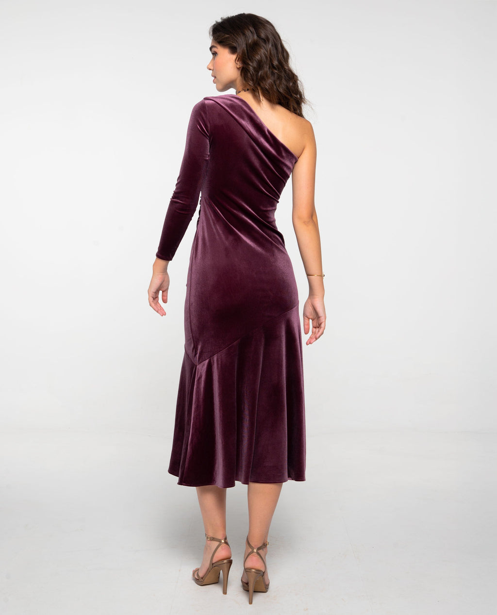 VESTIDO AURORA · CIRUELA