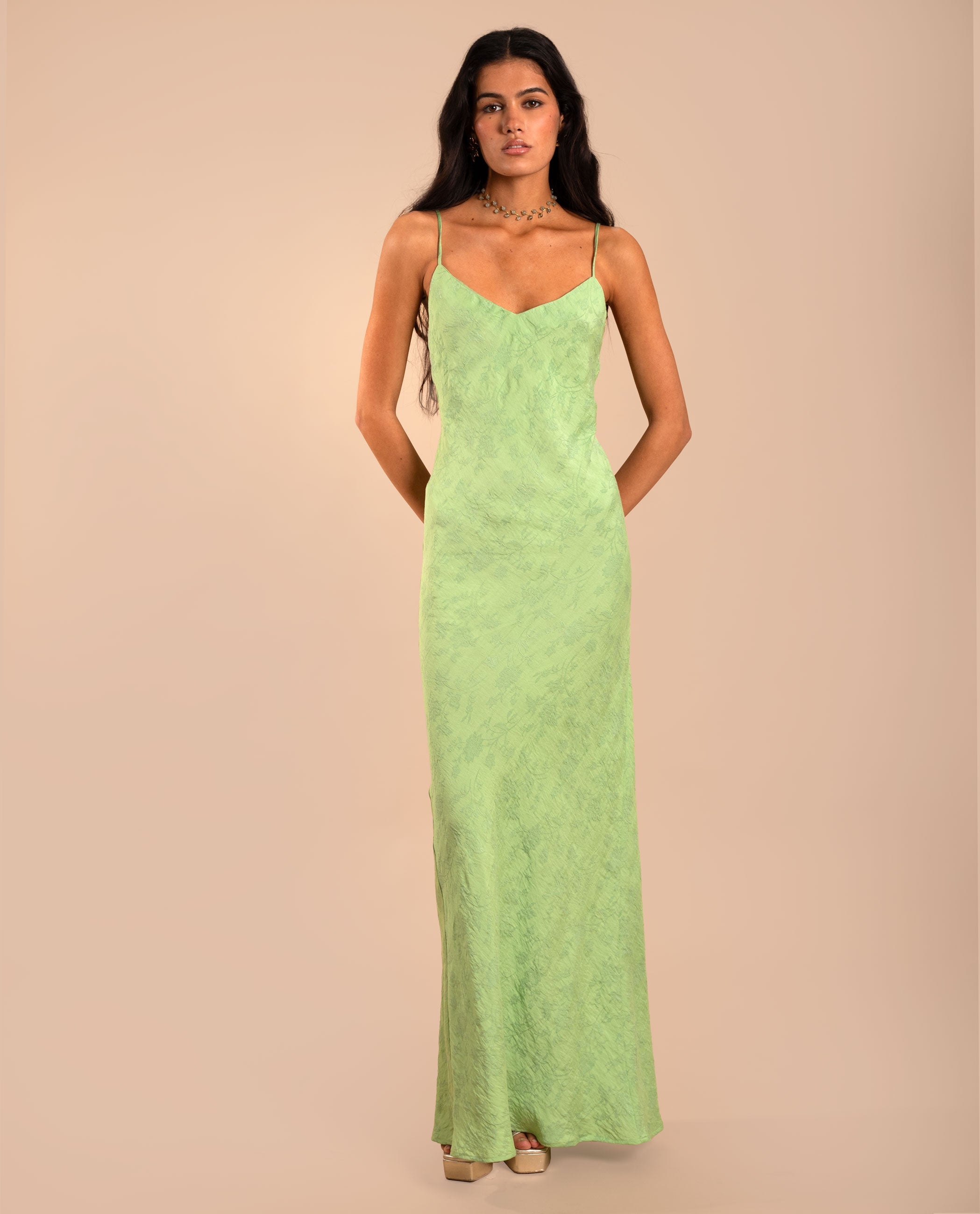 VESTIDO JAÉN · VERDE LIMA